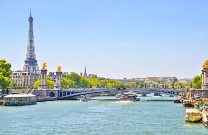 School Trip | School Primary Languages Day Trip to Paris Image of Paris